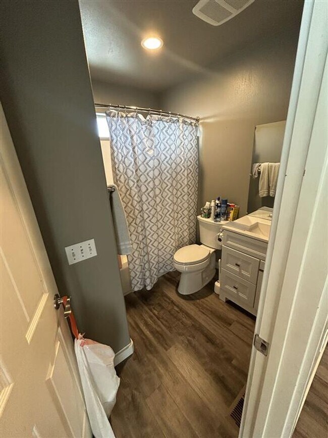 Foto del edificio - 211 Baker St