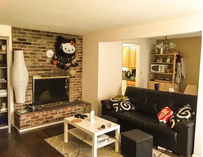 Foto del edificio - 5208 Sand Point Way NE
