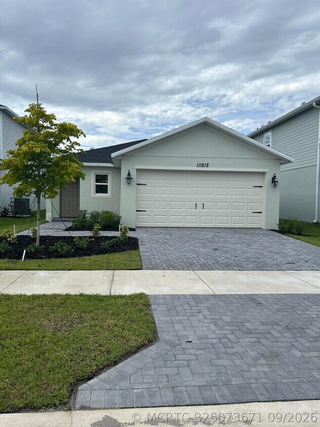 Building Photo - 10818 NW Moon Rise Ln