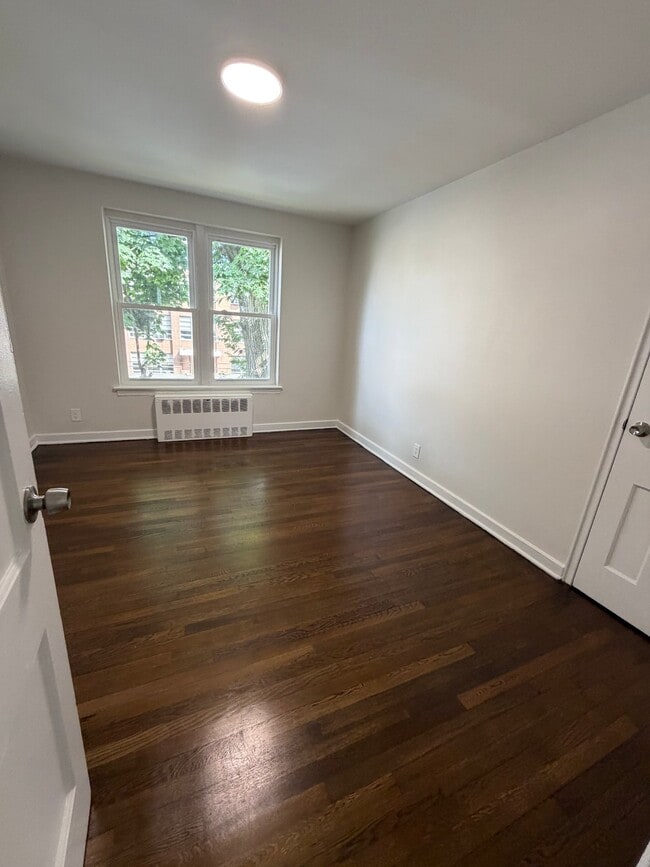 Building Photo - 676 Park Ave