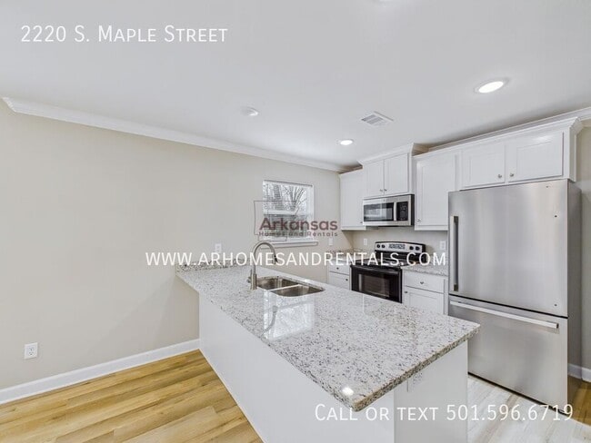 Foto del edificio - 2220 S Maple St