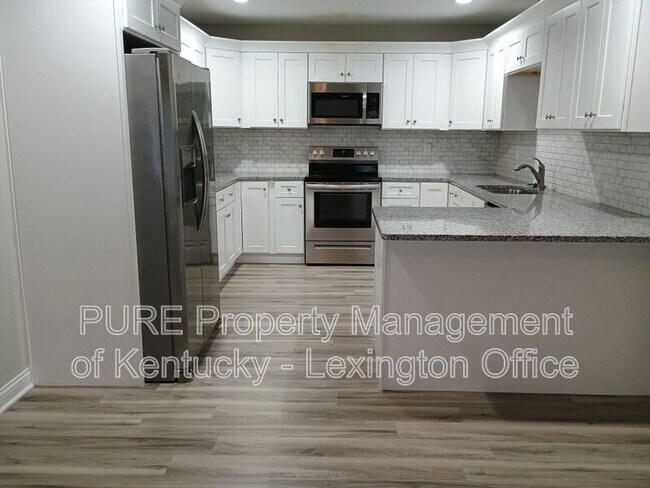 Foto del edificio - 720-722 Leeward Ct