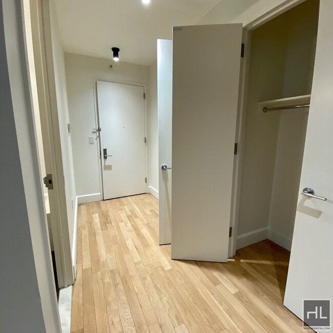 Building Photo - 487 KEAP STREET