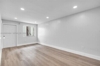 Building Photo - 560 NE 63rd St