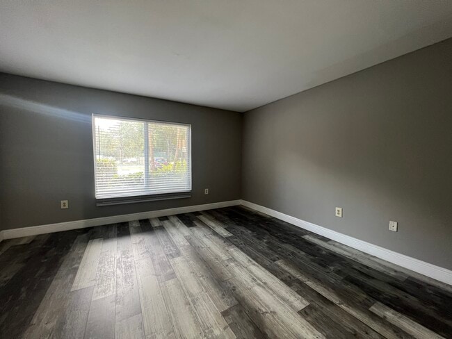 Foto del edificio - 2460 NW 33rd St