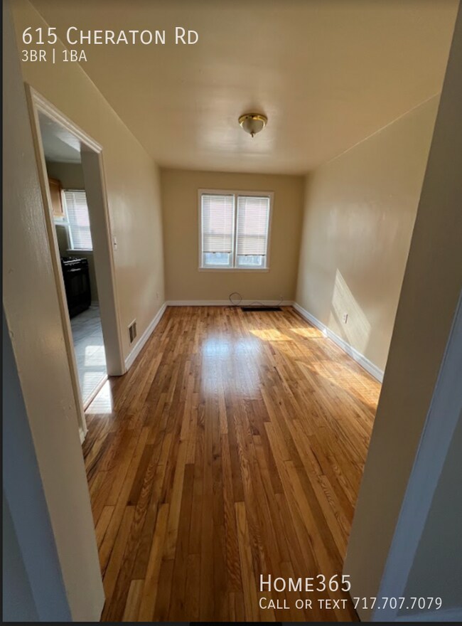 Building Photo - Coming Soon - 3 Bedroom Townhouse