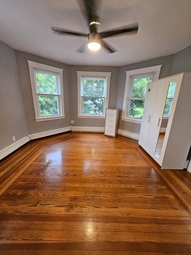 Foto del edificio - 334 Hawkins St