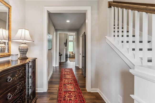 Building Photo - Spotless rental home in the highly sought-after McDaniels neighborhood in College Grove