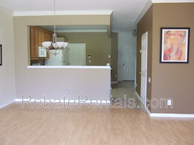 Foto del edificio - 7528 Scarlet Ibis Ln