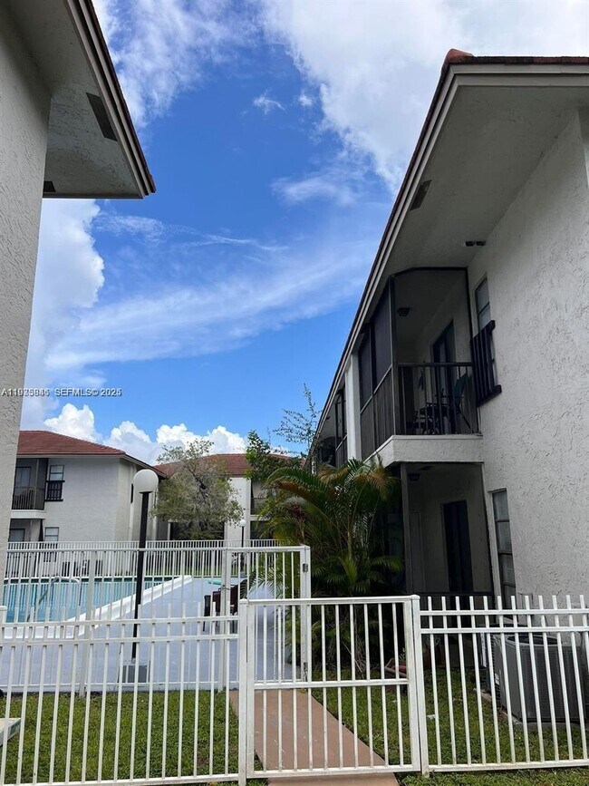 Foto del edificio - 11795 NW 30th St