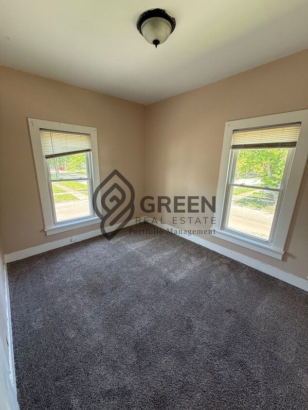 Foto principal - 904 S 4th Ave