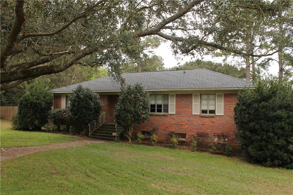 Primary Photo - 3828 Hillcrest Ln
