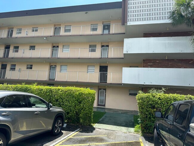 Foto del edificio - 2900 NW 47th Terrace