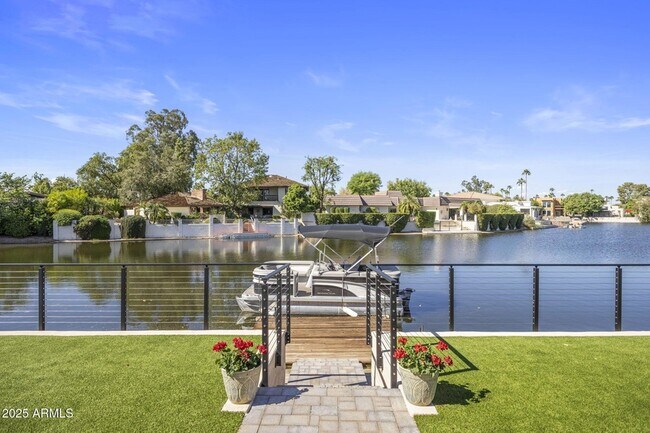 Foto del edificio - 7620 E Vía Del Placito