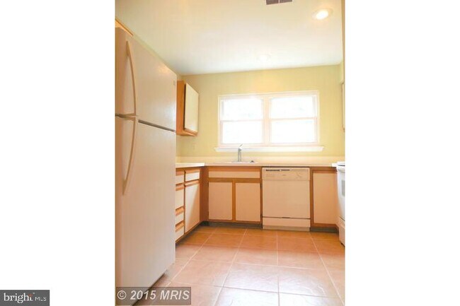Building Photo - 9118 Trams Way