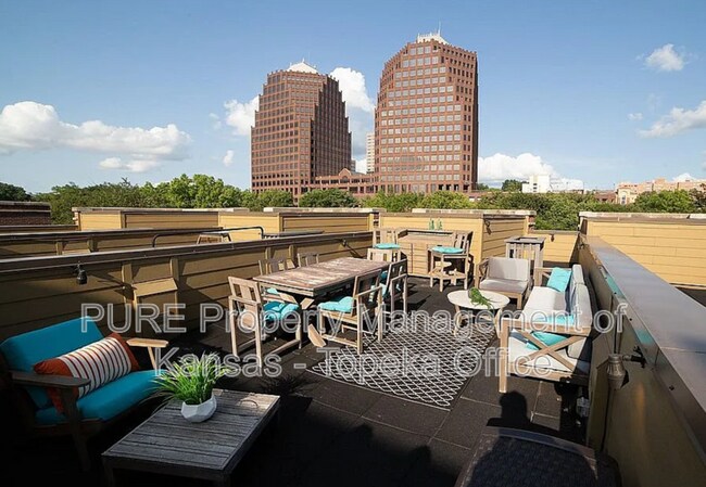 Foto del edificio - 4540 J C Nichols Pkwy