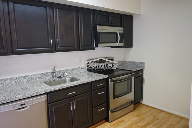 Building Photo - 6503 Woodgreen Cir