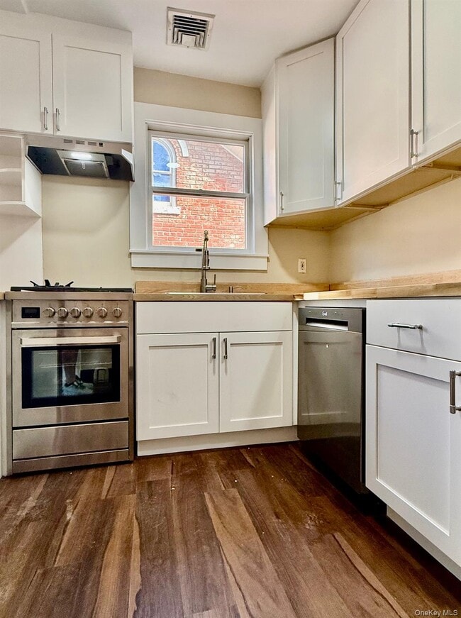 Building Photo - 26 N Eckar St