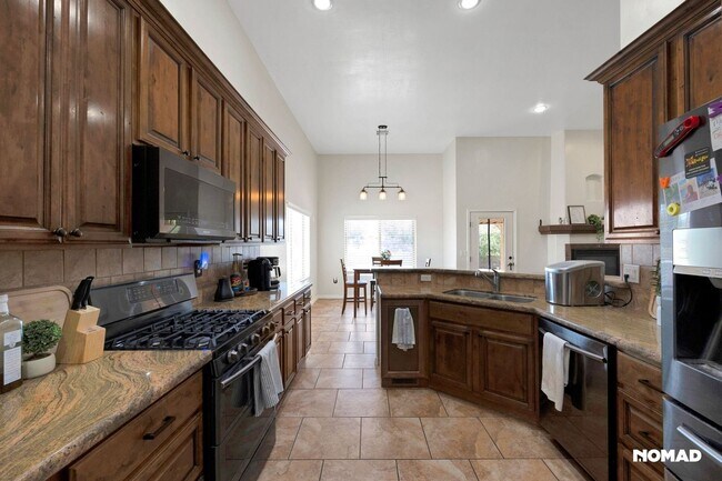 Foto del edificio - Spacious 4BR House in Las Cruces