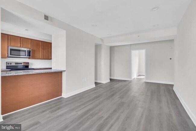 Foto del edificio - 1800 28th Pl SE