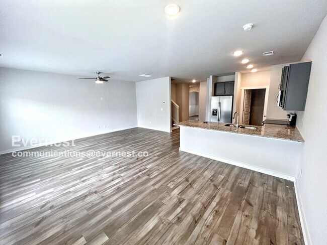 Foto del edificio - 5587 Cheshire Cove Pl