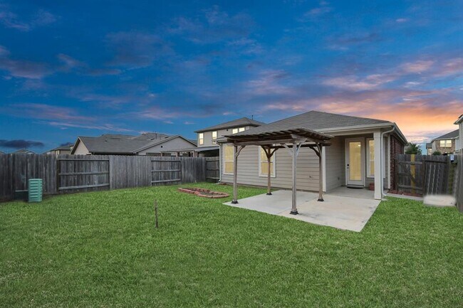 Building Photo - 25311 Queens Causeway Ln