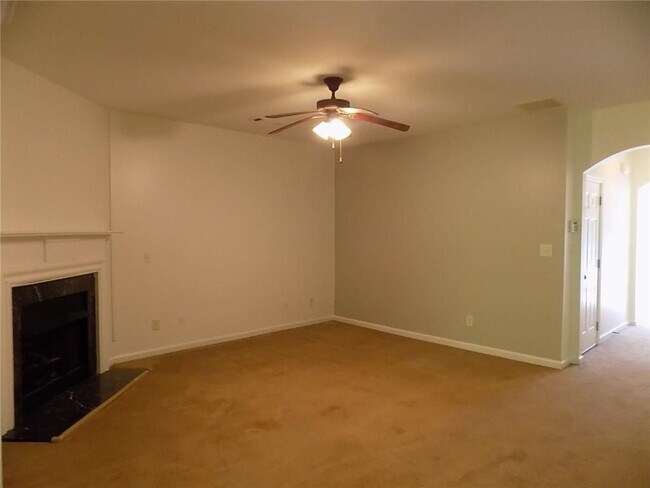 Foto del edificio - 3369 Marla Blvd NW