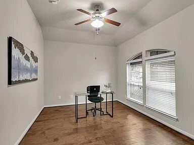 Foto del edificio - 22526 Forbes Field Trail