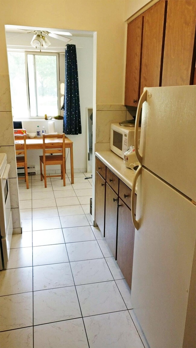 Photo du bâtiment - 3044 Sandwich St.