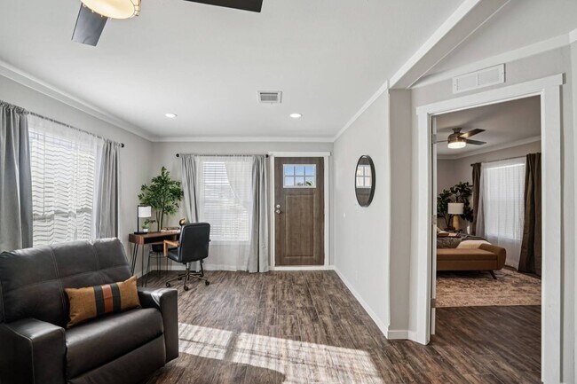 Foto del edificio - 1621 American Dr