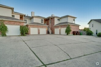 Building Photo - 307 Rawhide Loop