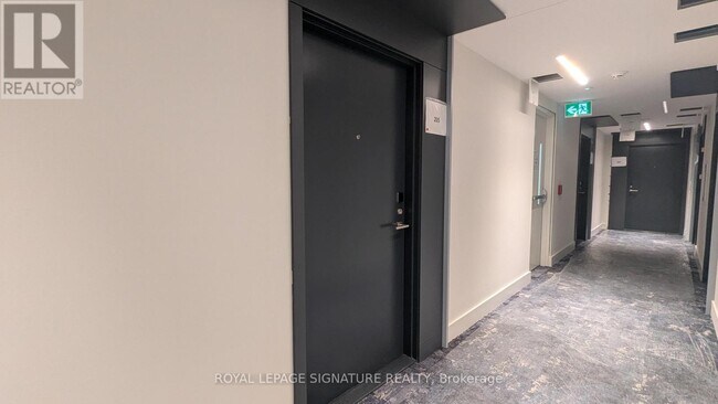 Photo du bâtiment - 1720 Bayview Ave