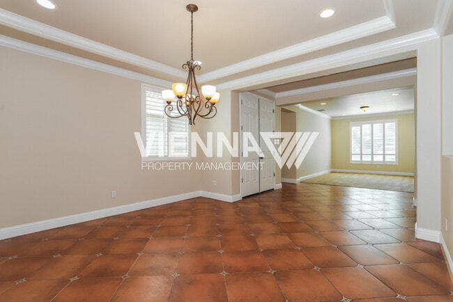 Building Photo - 1311 Green Ravine Dr