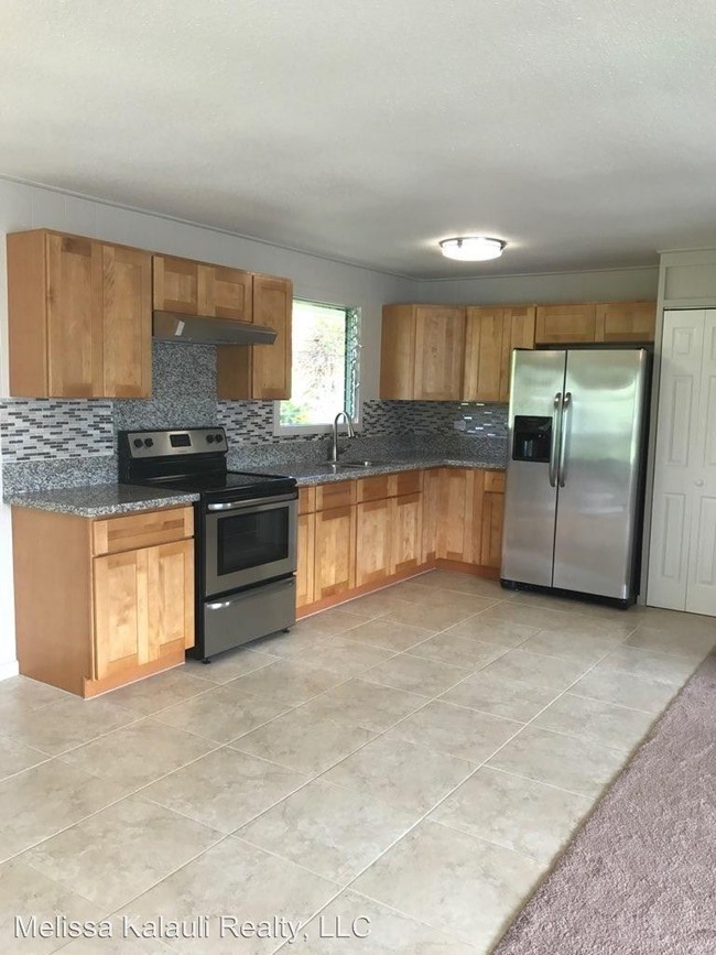 Building Photo - 3 br, 1 bath House - 2270 Kinoole Street