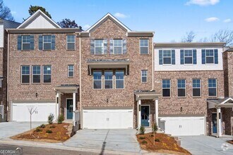 Building Photo - 225 Matson Run
