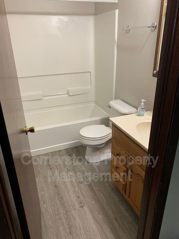Foto del edificio - 438 N 26th Pl