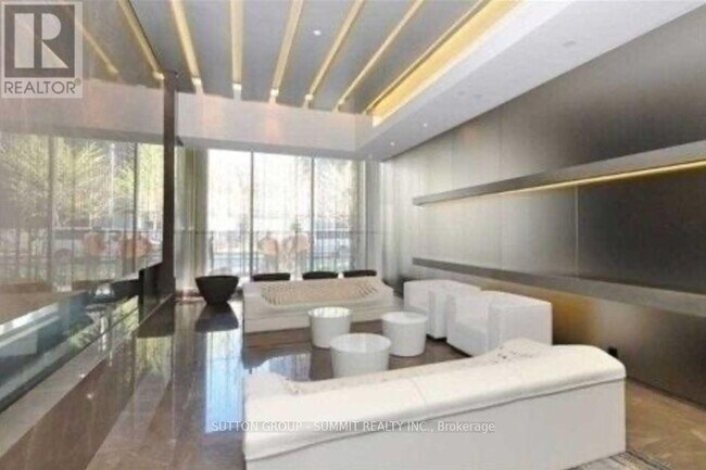 Photo du bâtiment - 101 Charles St E