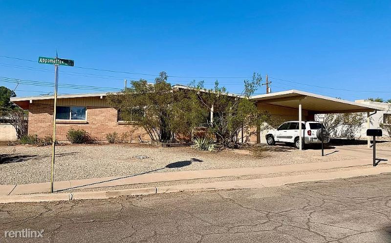 Building Photo - 4 br, 2 bath House - 8801 E Appomattox St