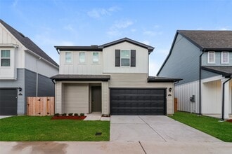 Building Photo - 22812 Terrazzo Dr