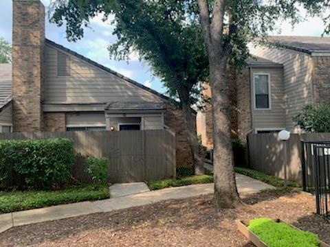 Building Photo - 1106 Brighton Dr