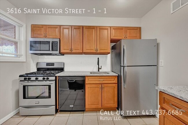 Building Photo - 3616 St Victor St