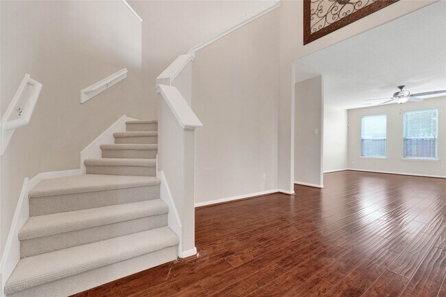 Foto del edificio - 25111 Bretonwood Ln
