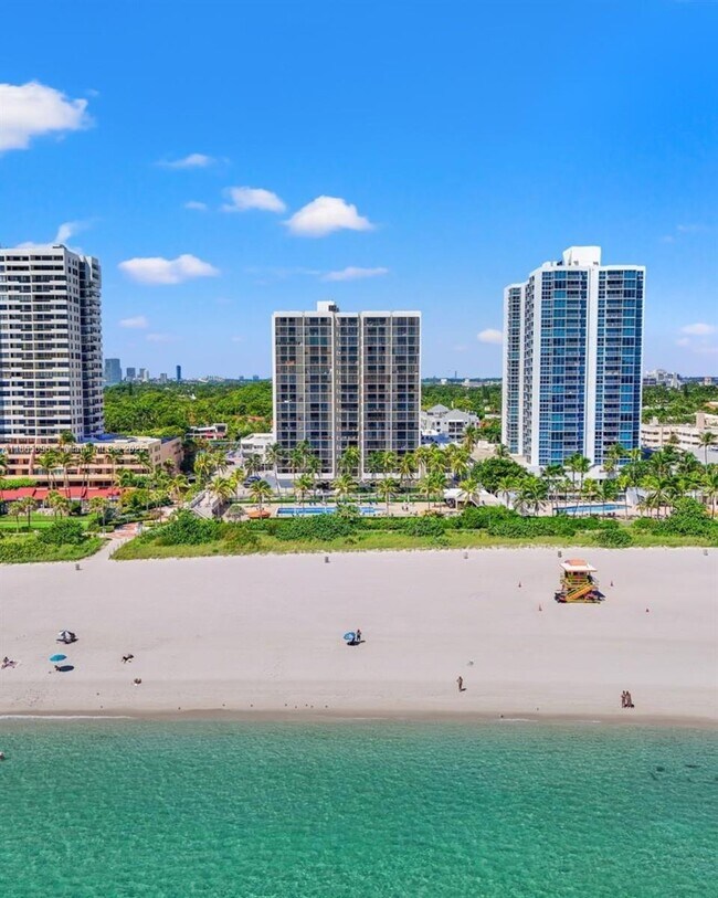 Foto del edificio - 2625 Collins Ave