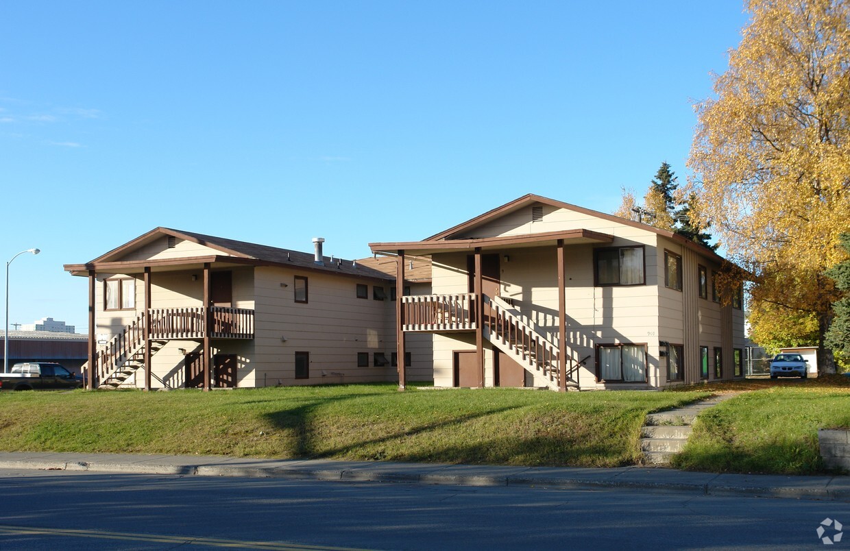 Foto del edificio - 901 E 9th Ave