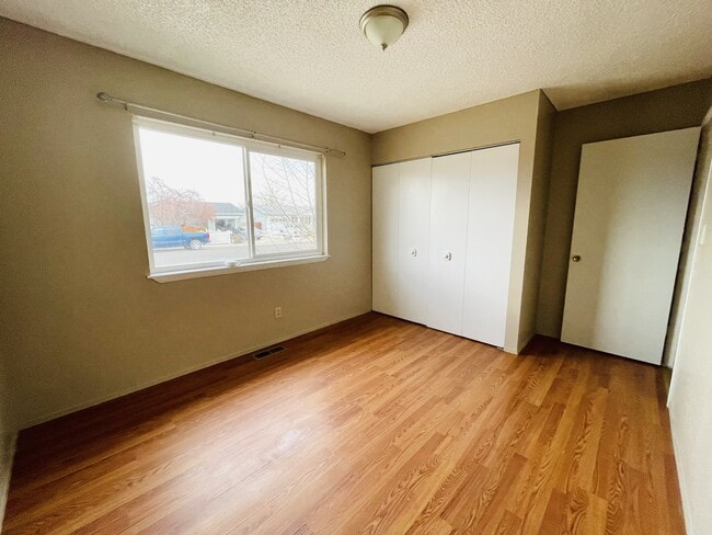 Foto del edificio - 1041 Warwick Ave