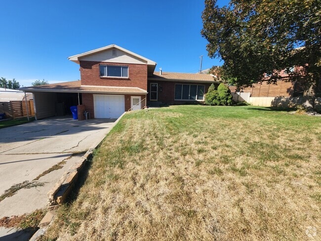 Building Photo - 805 E 1050 N