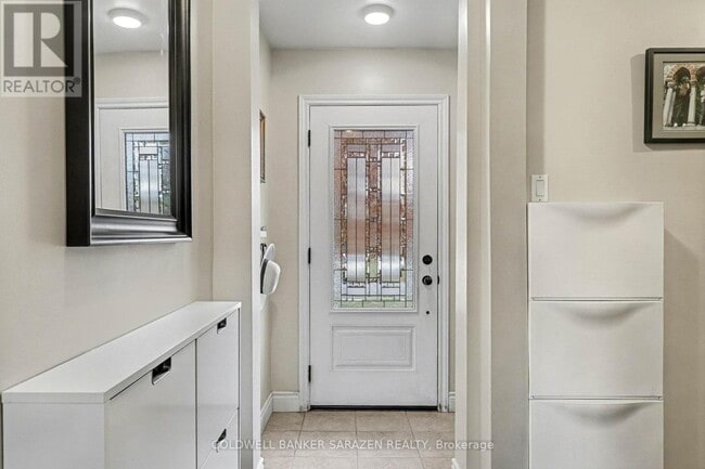 Photo du bâtiment - 868 Duberry St