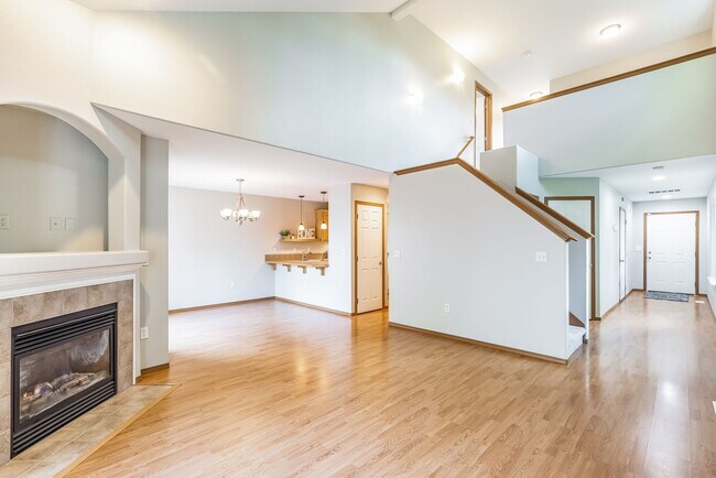Living and dining rooms - 1317 84th Ave SE
