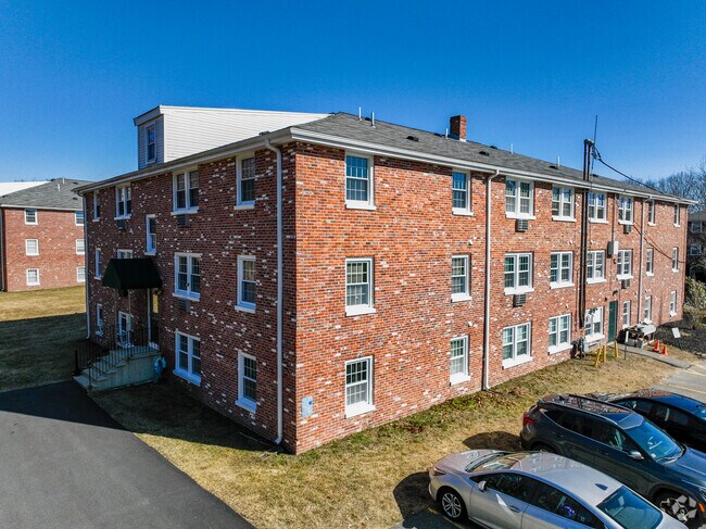 90 Ridgewood Lane is located in Gardner, MA. - Ridgewood Condominiums