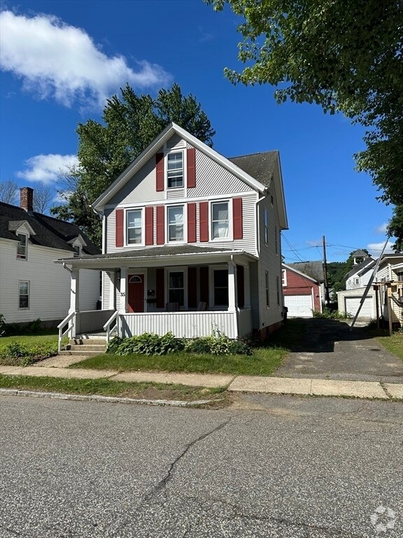 Apartments for Rent in 01069